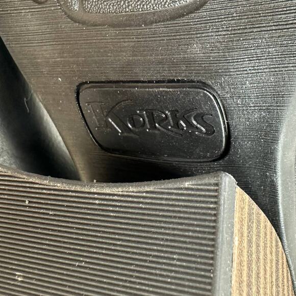 Korks NWOB Harley Tall Black Boot Size 6M Side Zip Pull Tab Tapered Stacked Heel - Picture 7 of 8